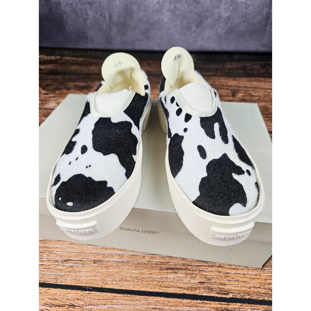 NIB Equalizer Mens 6.5 Womens 7.5-8 EU 39 Cow Pattern Cow Skin Sneakers Shoe